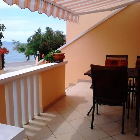Gizela Apartament *