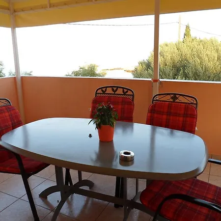 Apartament Gizela *